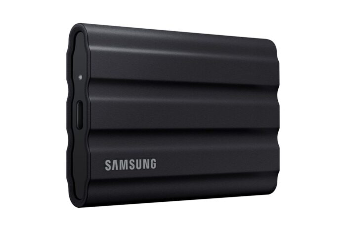 Samsung T7 Shield | Externe SSD | 2TB | USB 3.2 Gen2 | 1.050MB/s Lezen | 1.000MB/s Schrijven | Zwart Samsung T7 Shield | Externe SSD | 2TB | USB 3.2 Gen2 | 1.050MB/s Lezen | 1.000MB/s Schrijven | Zwart