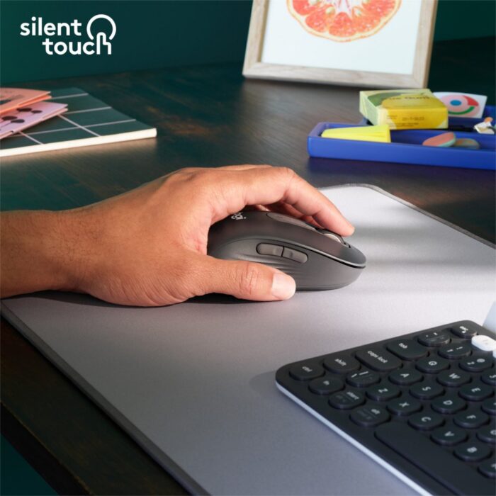 Logitech Signature M650 | Draadloze Muis | Linkshandig | RF + Bluetooth | 2000 DPI | Grafiet Logitech Signature M650 | Draadloze Muis | Linkshandig | RF + Bluetooth | 2000 DPI | Grafiet
