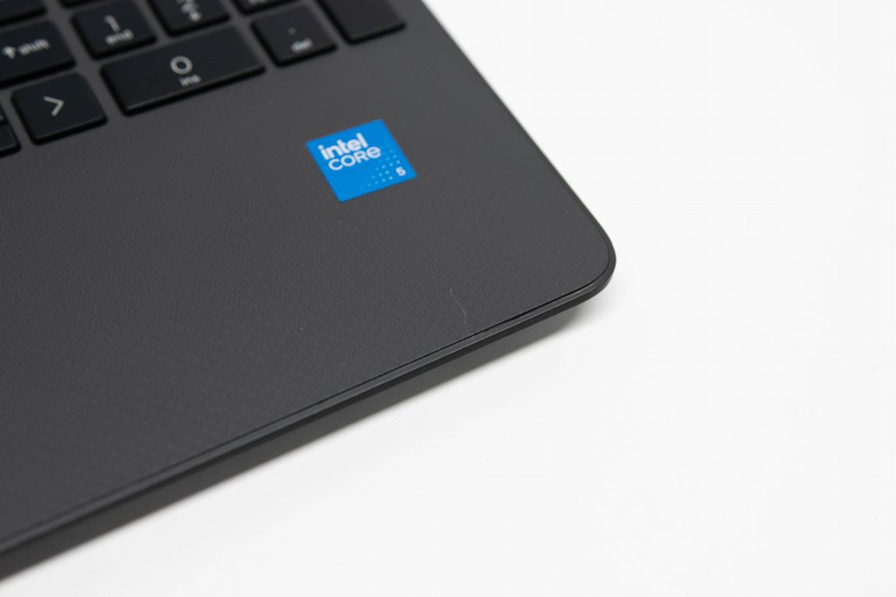 HP 250R G10 15.6" F-HD IPS Core i5 16GB 512GB W11 Pro